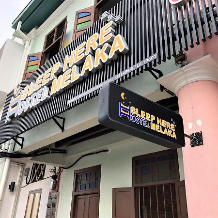 Sleep Here Hostel, Melaka Exteriör bild